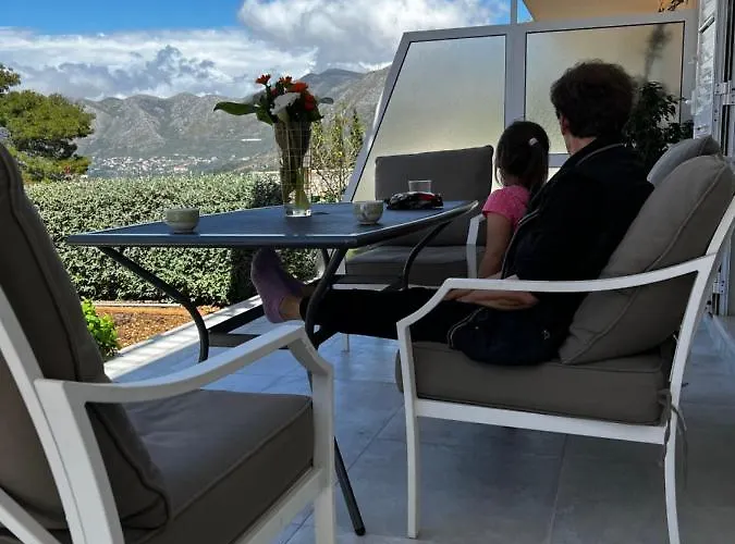 Epidaurus Apartmán *