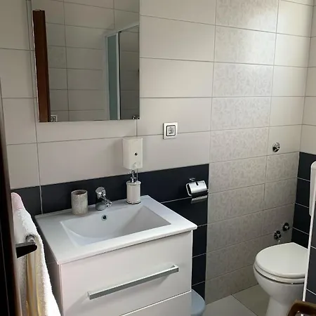 Epidaurus * ツァヴタット