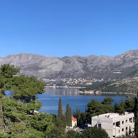 Epidaurus Apartment