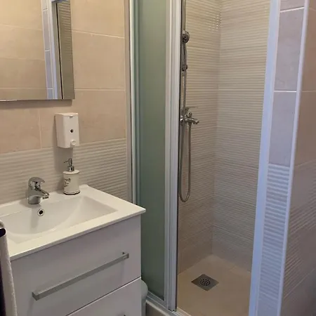 Epidaurus Apartamento *