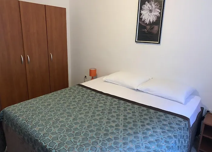 Epidaurus Appartement *
