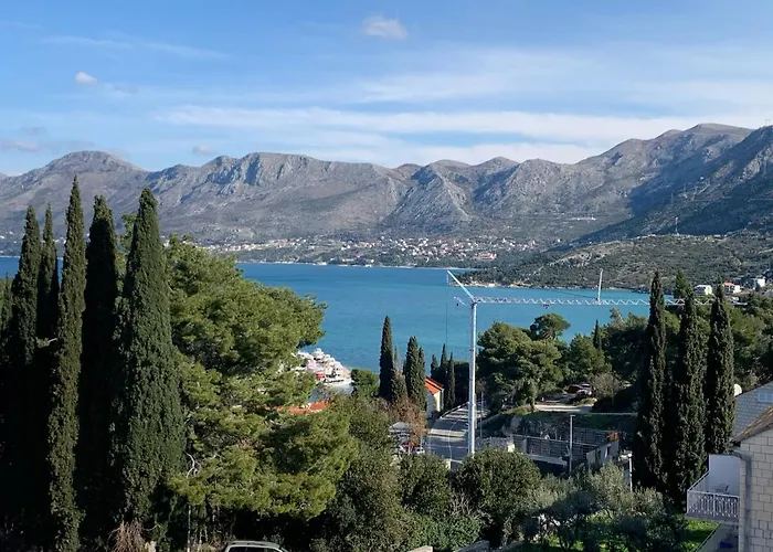 Epidaurus Appartement *